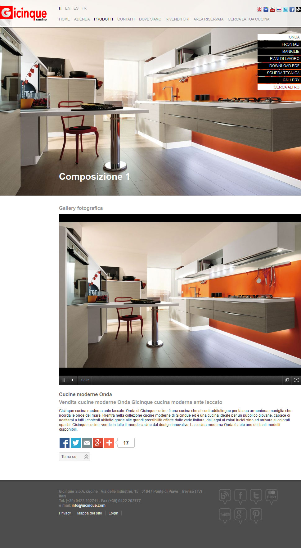 cucine moderne Onda con maniglie ondulate.